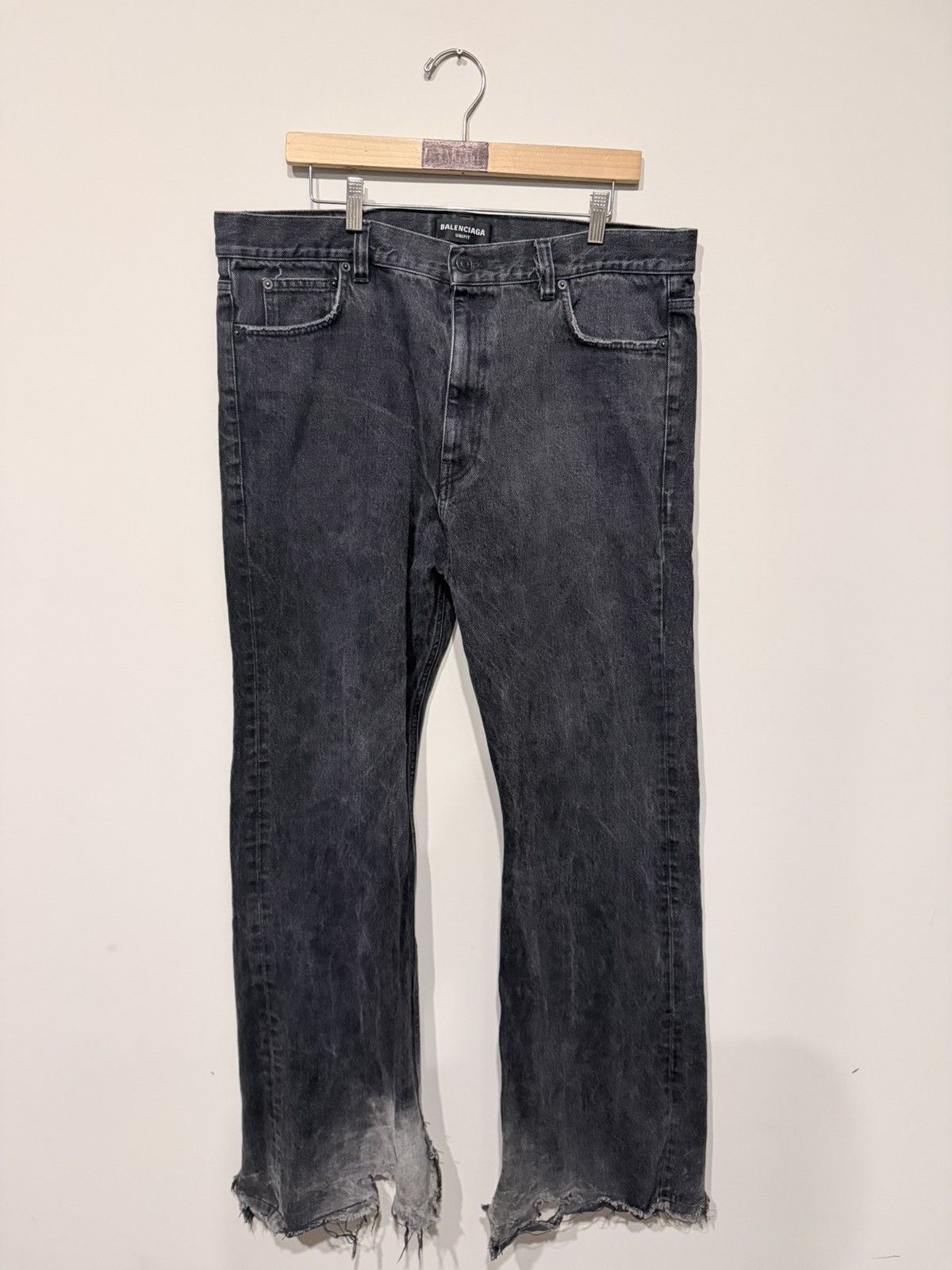 Balenciaga Balenciaga Baggy Denims Size US 36 / EU 52 - 1 Thumbnail