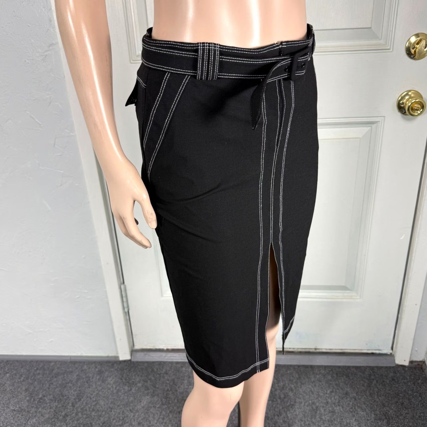 Bebe VINTAGE bebe Skirt Belted Slit Knee Length Y2K Women’s 2 Black Polyester Knit Zip Rise High Party Casual - Mens Womens Girls Boys Size 26" / US 2 / IT 38 - 4 Thumbnail