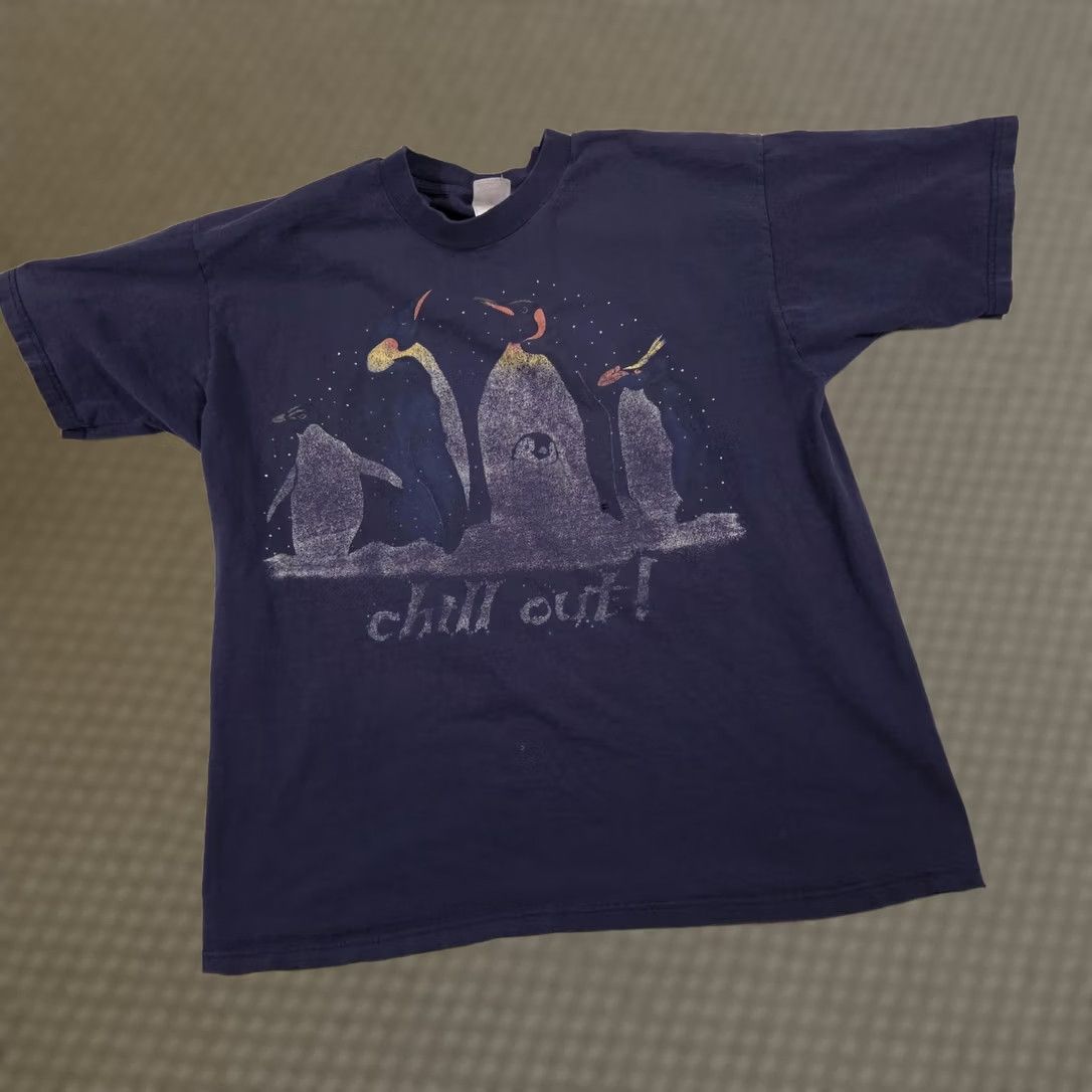 Fruit Of The Loom VINTAGE Fruit of the Loom Shirt Mens XL Blue Chill Out Penguin Graphic Funny Animal Shirt Size US XL / EU 56 / 4 - 1 Thumbnail