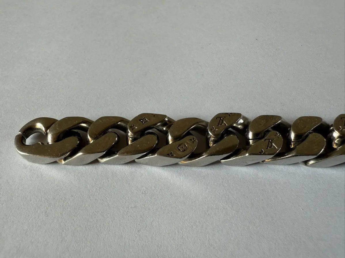 Louis Vuitton Louis Vuitton Cuban Link Bracelet Size ONE SIZE - 7 Thumbnail