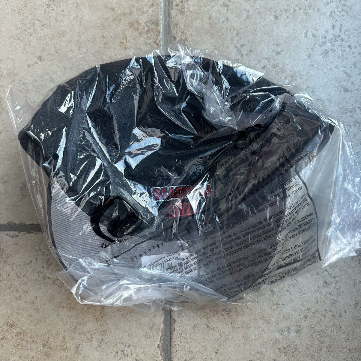 Kith × Marvel Comics [Size 8] Marvel Kith New Era Deadpool Fitted Hit Size ONE SIZE - 2 Thumbnail