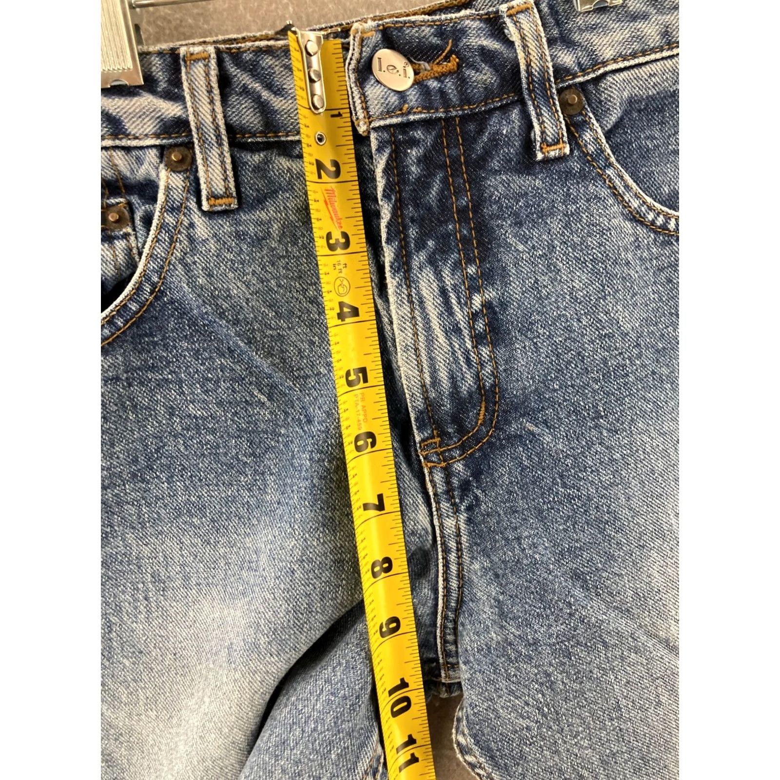 Vintage LEI Jeans Womens 3 Flare Cut Low Rise Distressed 90s Embroidered Jeans Juniors Blue 3 Pocket Distressed Little Boho Hipster Retro Womens Size 26" / US 2 / IT 38 - 4 Thumbnail