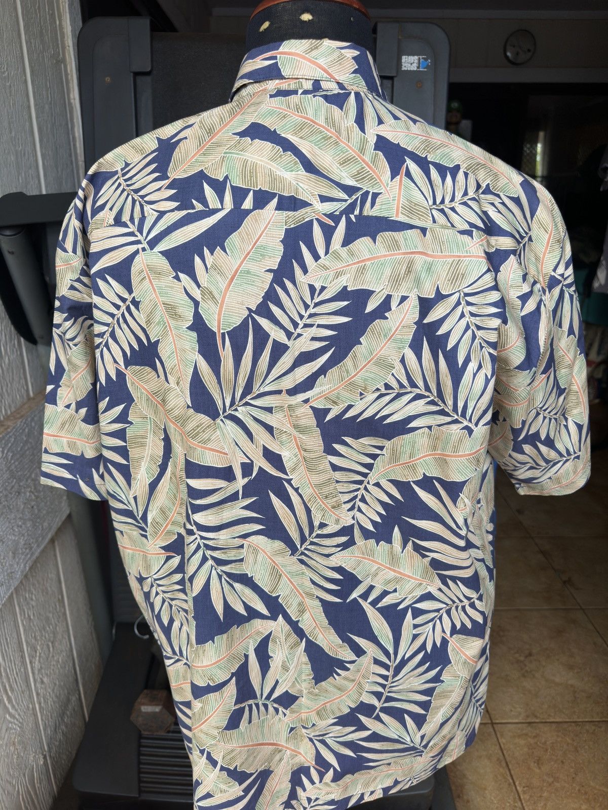 Tori Richard PreOwned Tori Richard Hawaiian Print Blue/Beige Men's L Size US L / EU 52-54 / 3 - 2 Thumbnail