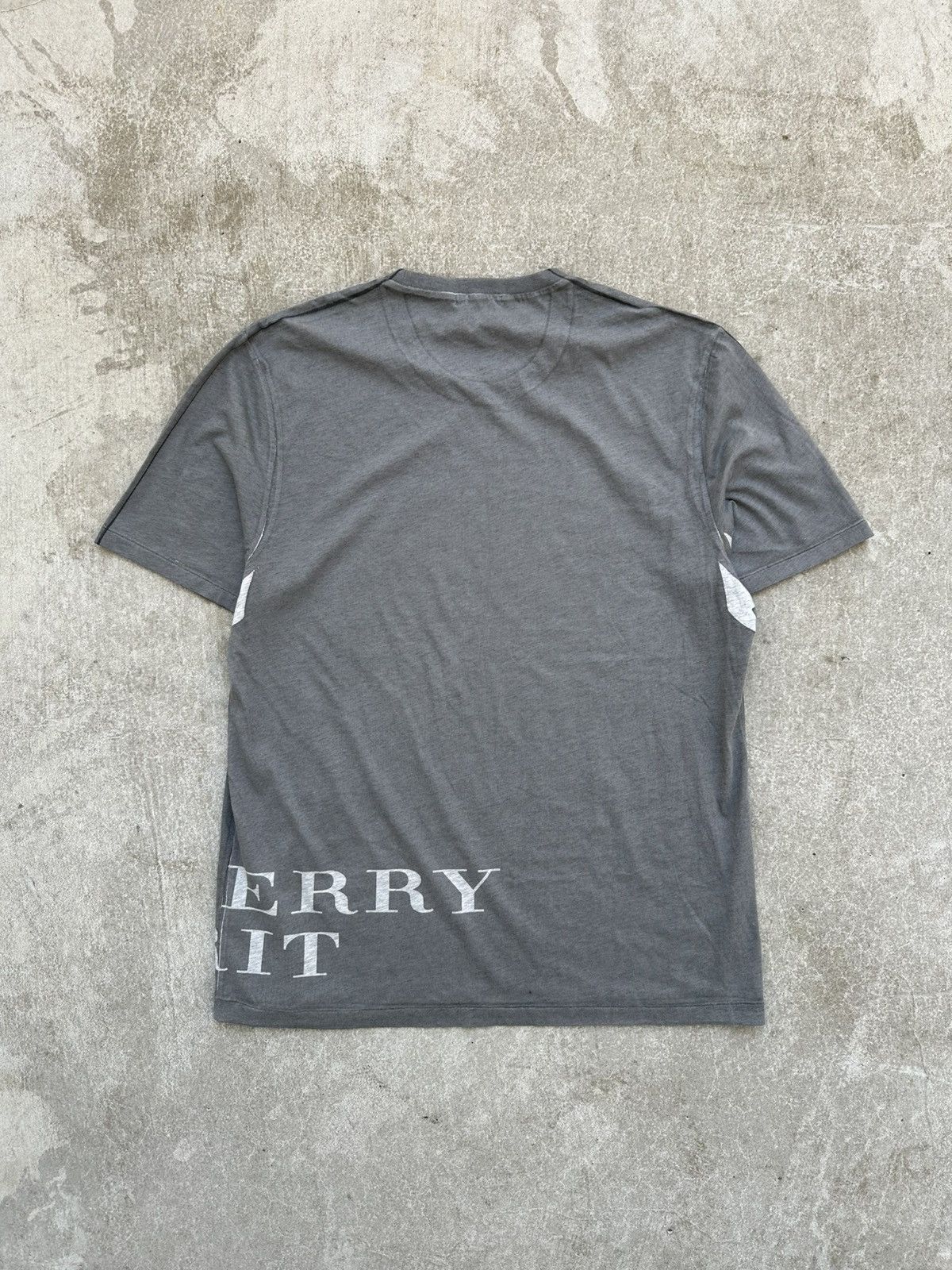 Burberry Burberry Brit Archive Vintage Logo Grey T-Shirt Size US L / EU 52-54 / 3 - 8 Thumbnail