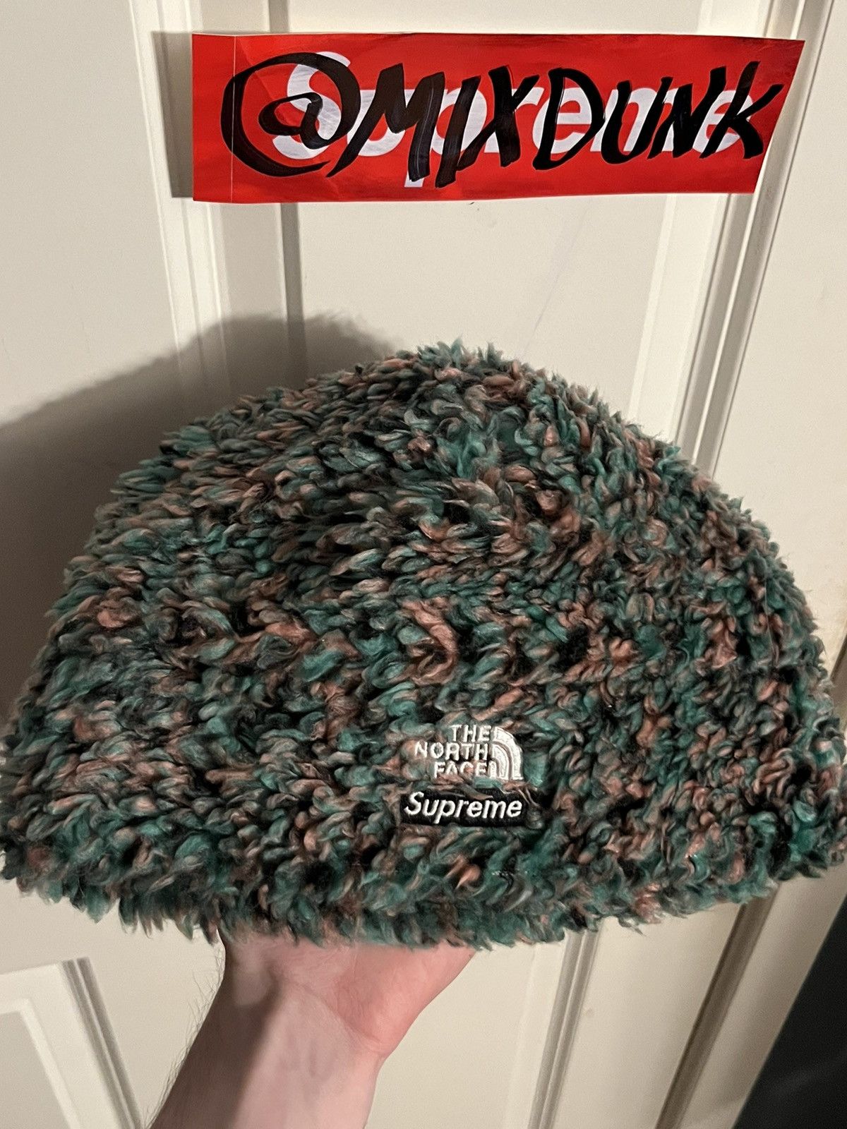 Supreme supreme x the north face high pile fleece beanie