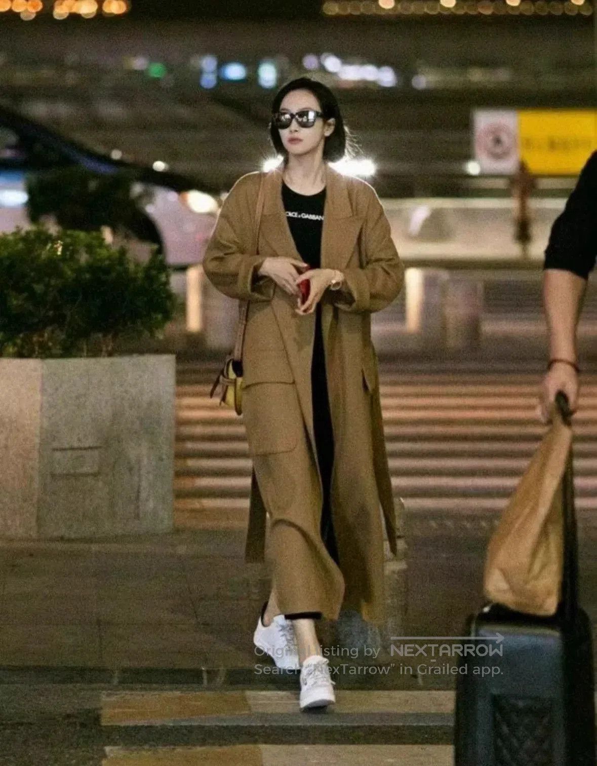 Loewe new loewe floral wool coat in beige. Size US M / EU 48-50 / 2 - 9 Thumbnail