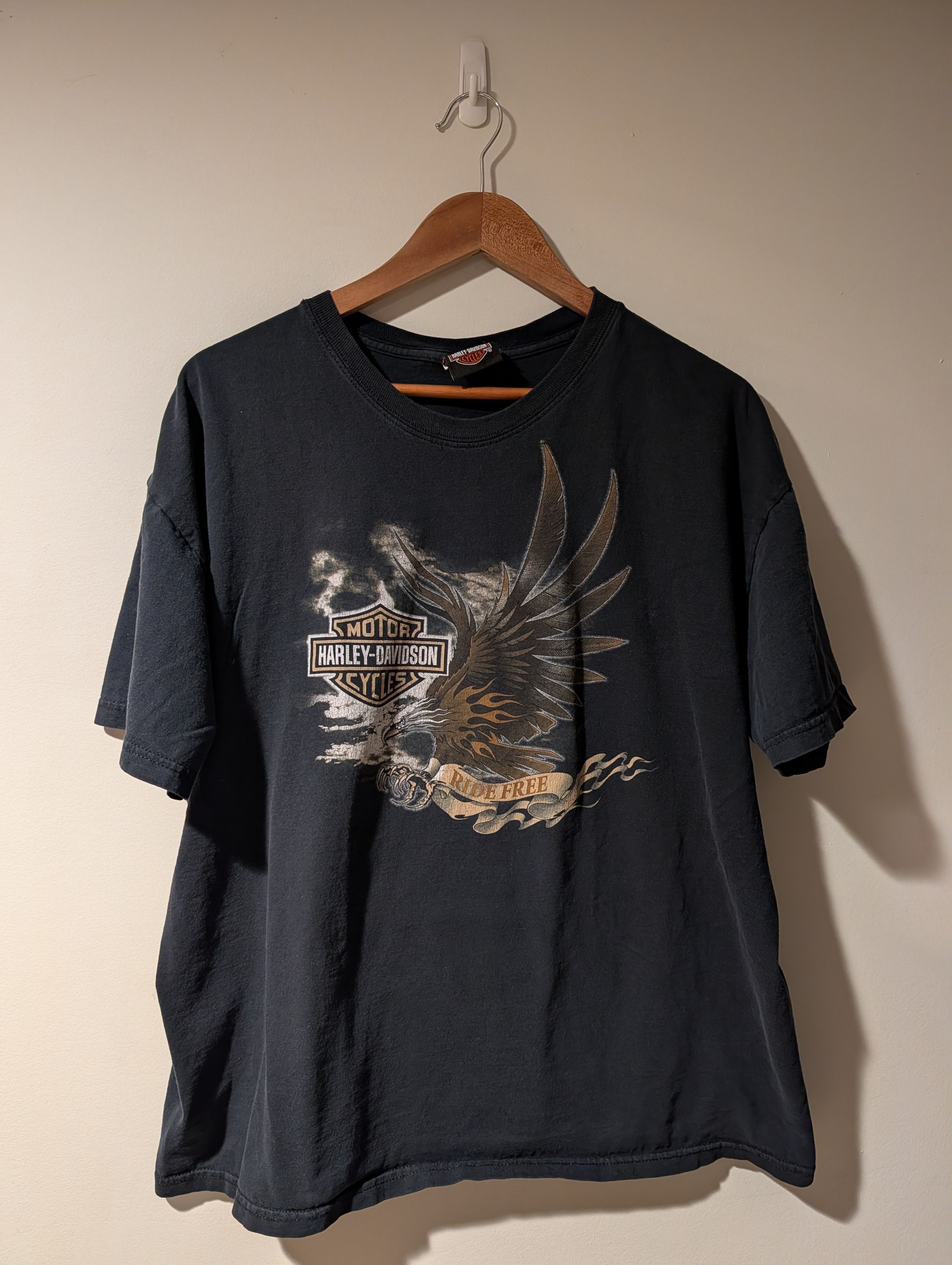 Harley Davidson Vintage 2012 Harley Davidson Ride Free Eagle Motor T-Shirt Size US XXL / EU 58 / 5 - 1 Thumbnail