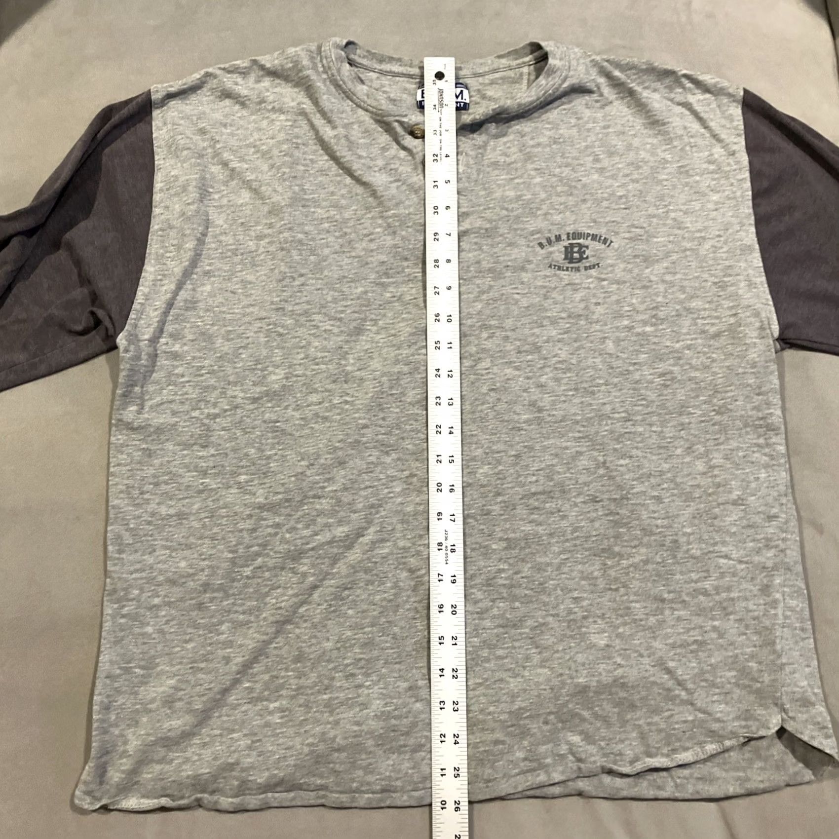 Vintage VINTAGE B.U.M. Equipment Long Sleeve Heavyweight Henley Shirt Mens XL Gray Size US XL / EU 56 / 4 - 5 Thumbnail