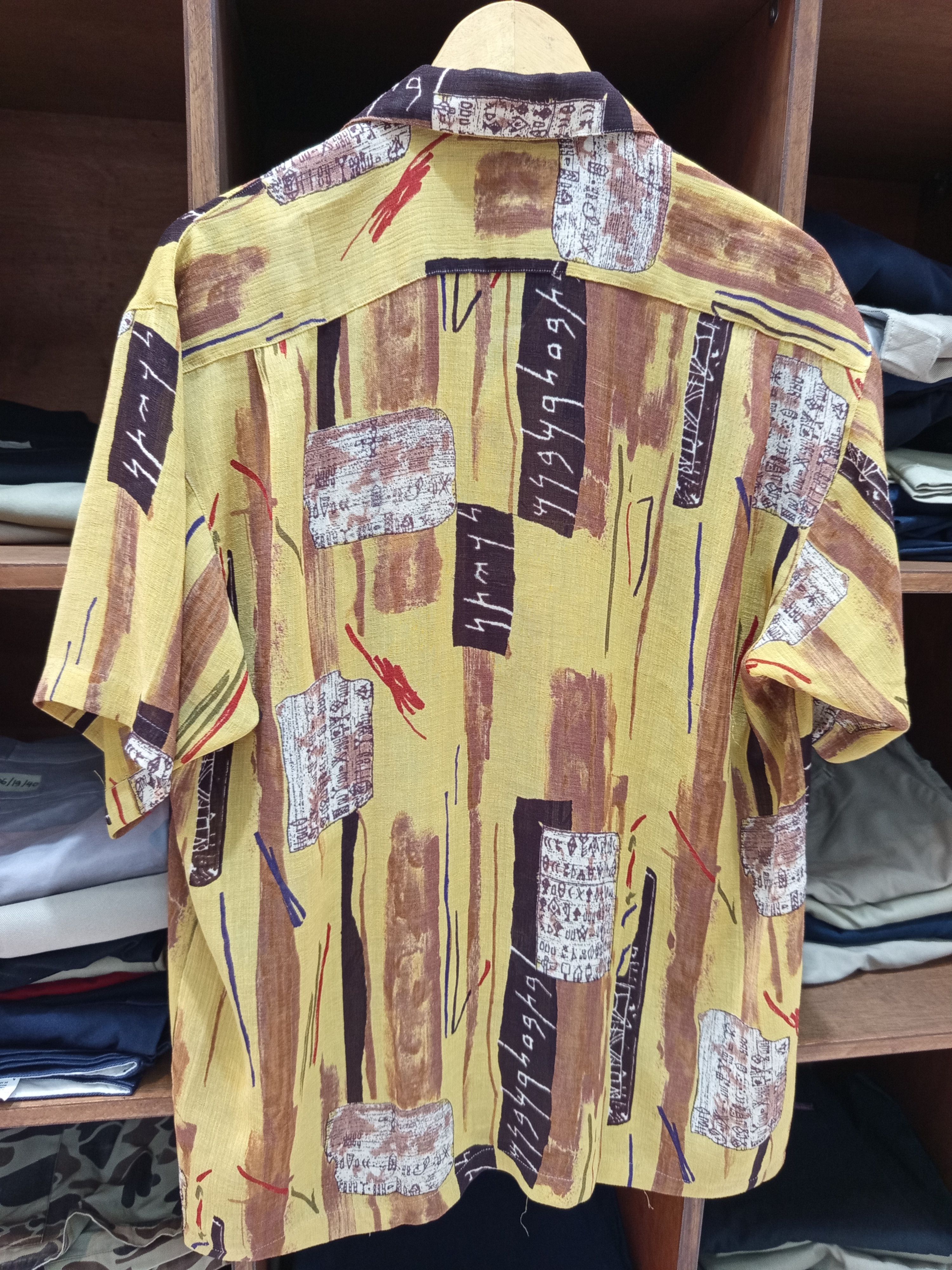 Vintage Vintage Abstract Rayon T Shirt Size US L / EU 52-54 / 3 - 6 Thumbnail