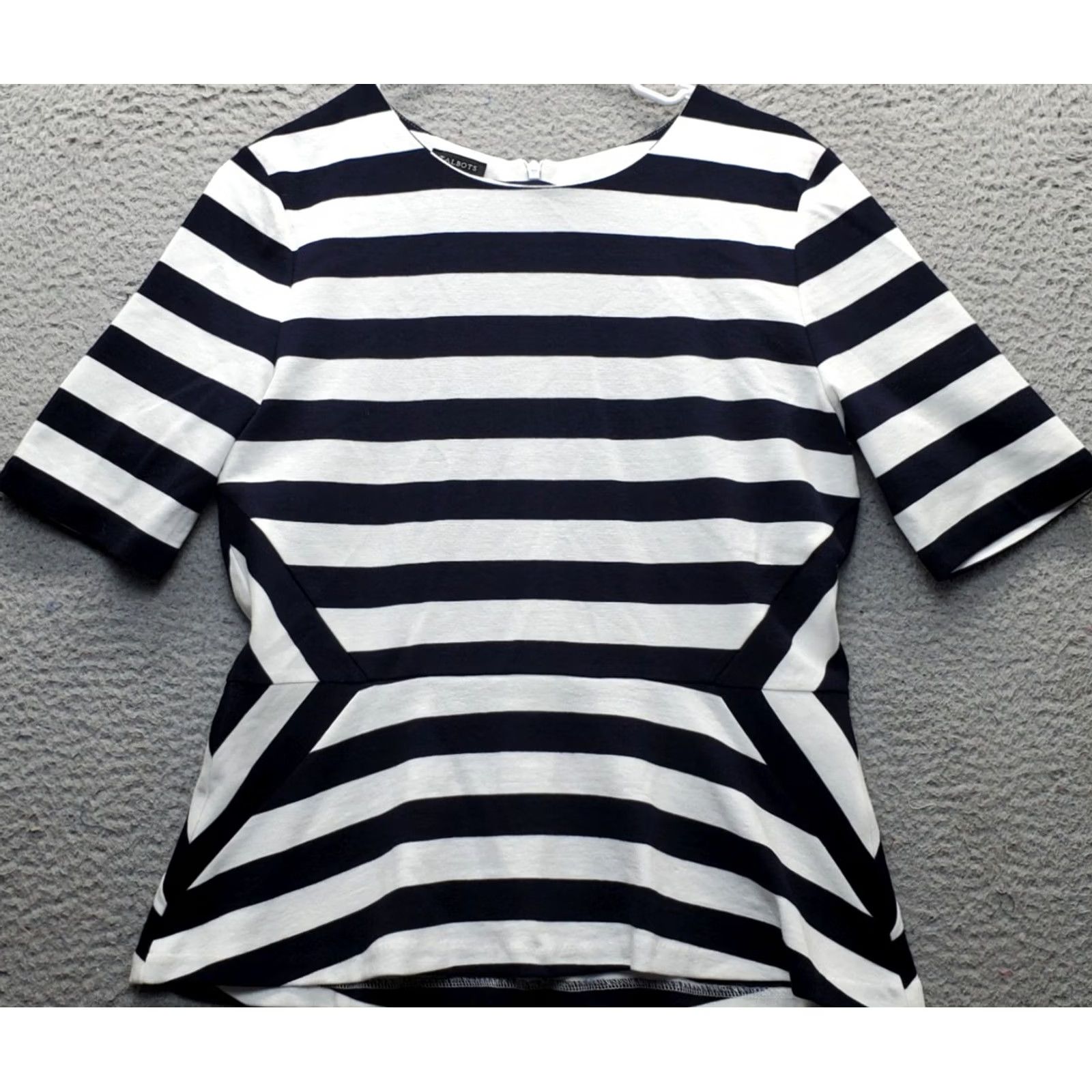 Talbots Talbots Blouse Womens Size M Multicolor Striped Short Sleeve Back Zip Shirt Size M / US 6-8 / IT 42-44 - 2 Thumbnail