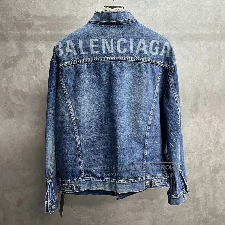 Balenciaga Balenciaga Blue Denim Jacket. Size US XS / EU 42 / 0 - 1 Thumbnail