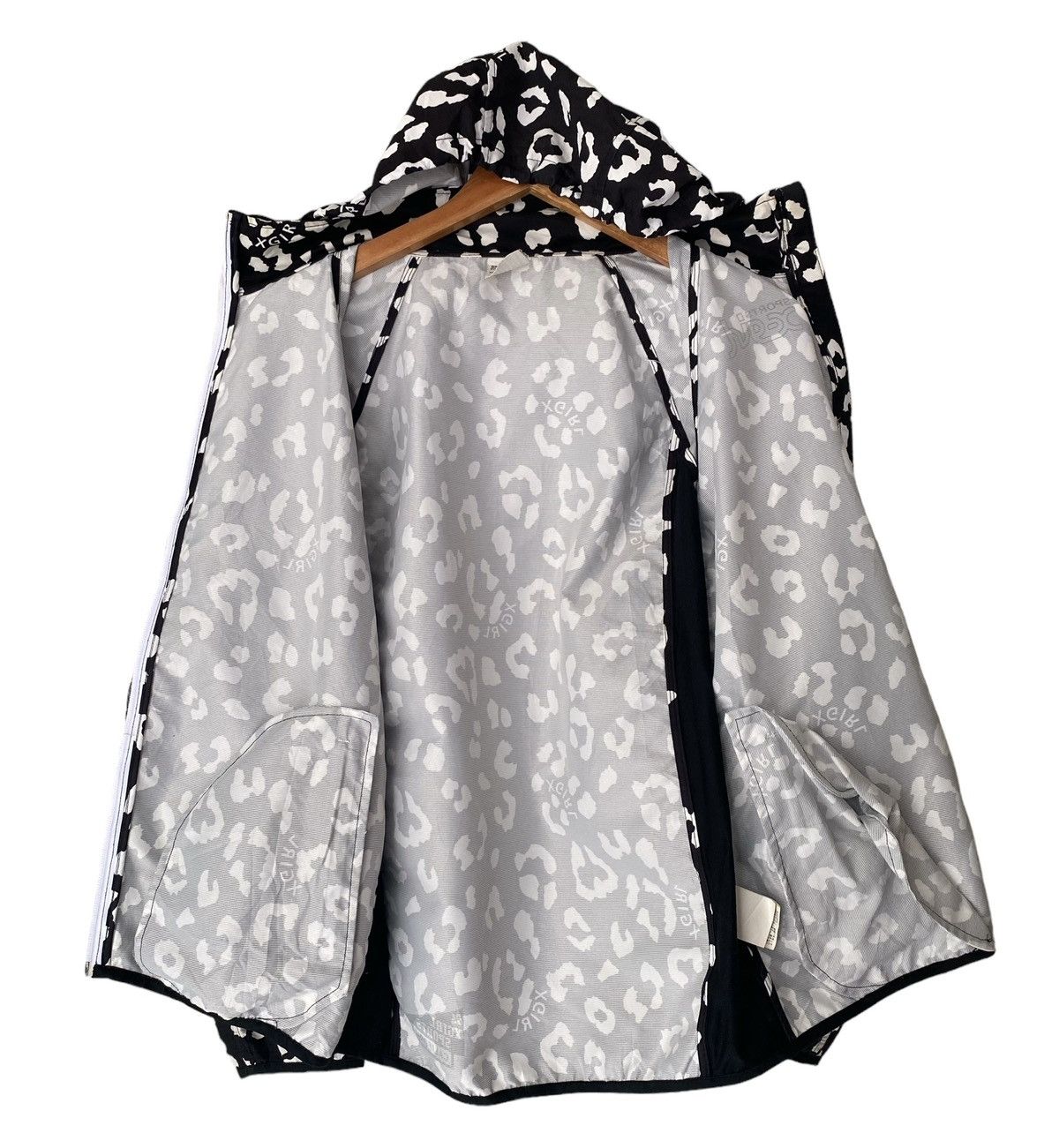 Vintage XGIRL Full Print Zipper Hoodie Outdoor Jacket (M) Size US M / EU 48-50 / 2 - 10 Thumbnail