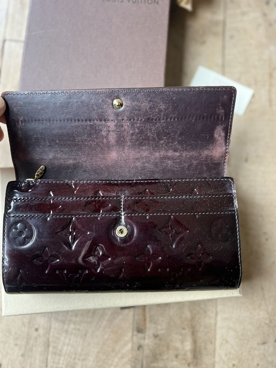 Louis Vuitton Louis Vuitton Sarah Long Wallet In Monogram Vernis Rouge Size ONE SIZE - 4 Thumbnail