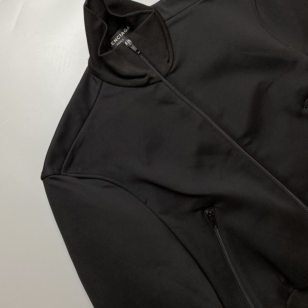 Balenciaga SS17 Demna Gvasalia era Balenciaga power shoulder jacket Size US S / EU 44-46 / 1 - 5 Thumbnail