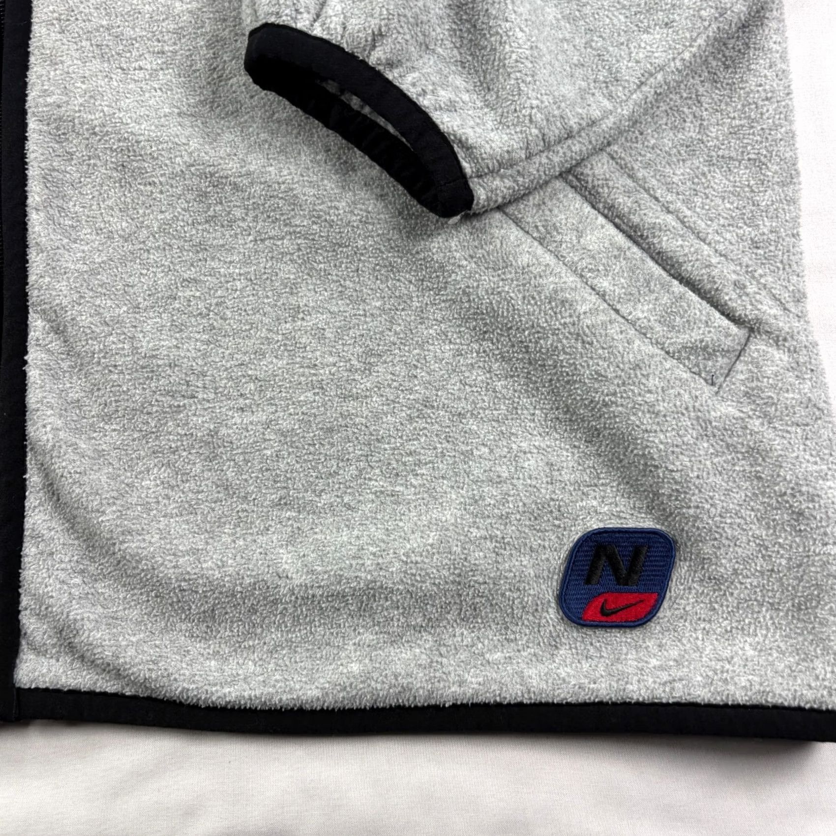 Nike VINTAGE Nike Jacket Mens L Gray Fleece Full Zip Pockets 90s Windbreaker Casual Size US L / EU 52-54 / 3 - 2 Thumbnail