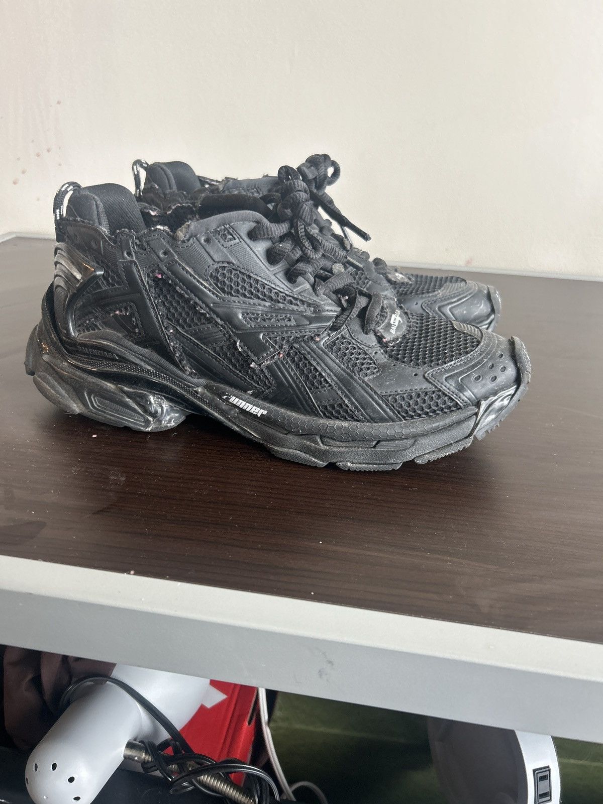 Balenciaga Balenciaga Runners Size US 10 / EU 43 - 2 Thumbnail