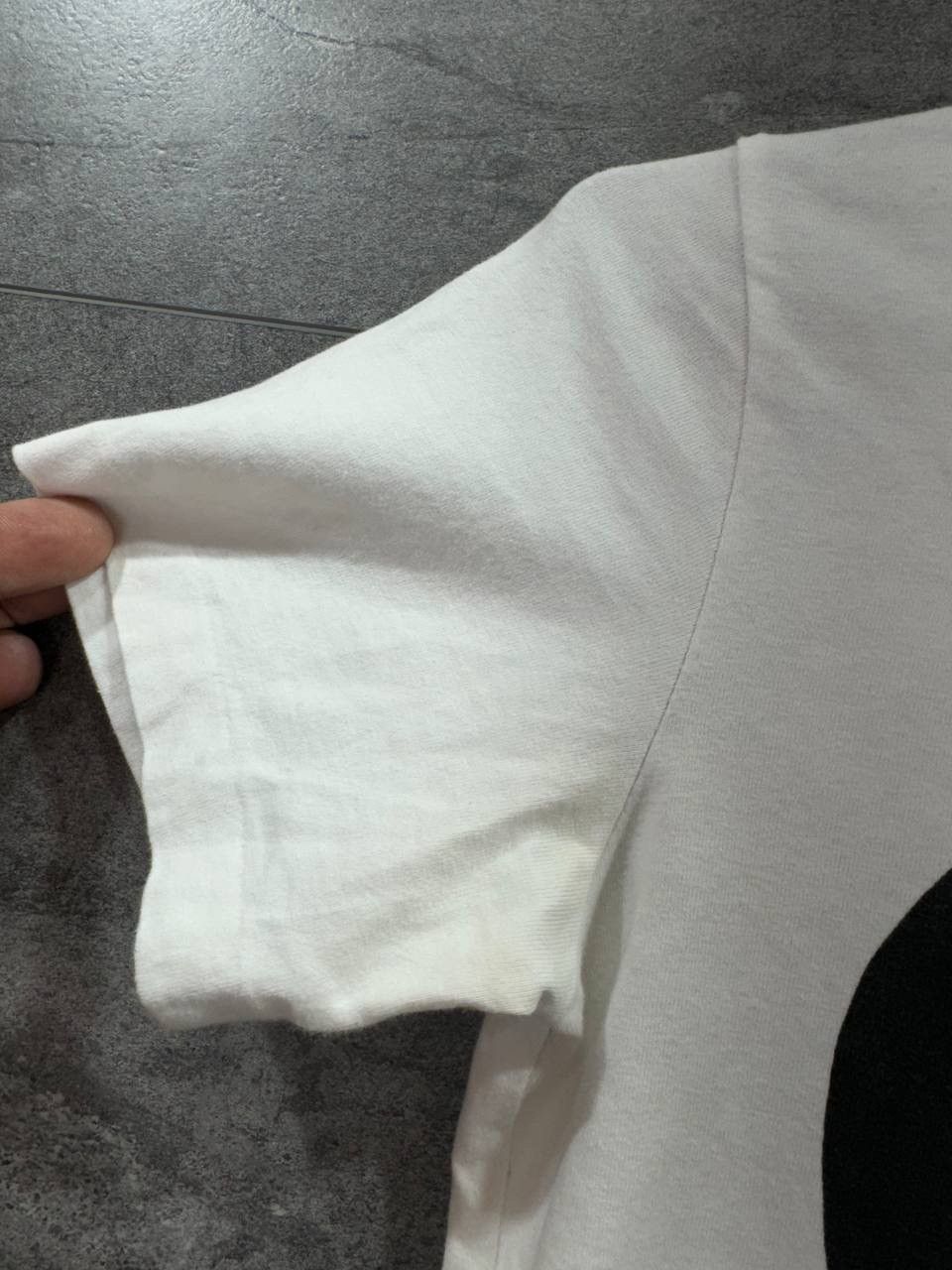 Comme des Garcons PLAY Come Des Garcons Big Heart T- Shirt Japan Size S / US 4 / IT 40 - 6 Thumbnail