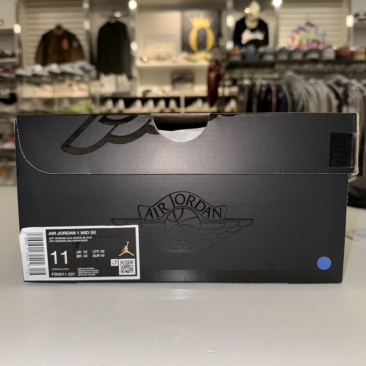 Jordan Brand × Nike Size 11 - Nike Air Jordan 1 Mid SE Off Noir Black White Size US 11 / EU 44 - 7 Thumbnail