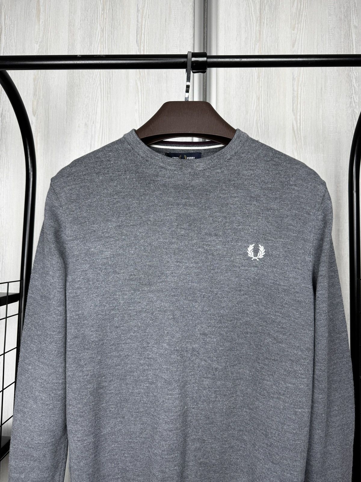Fred Perry Fred Perry grey wool cotton small embroidered logo sweater Size US M / EU 48-50 / 2 - 3 Thumbnail