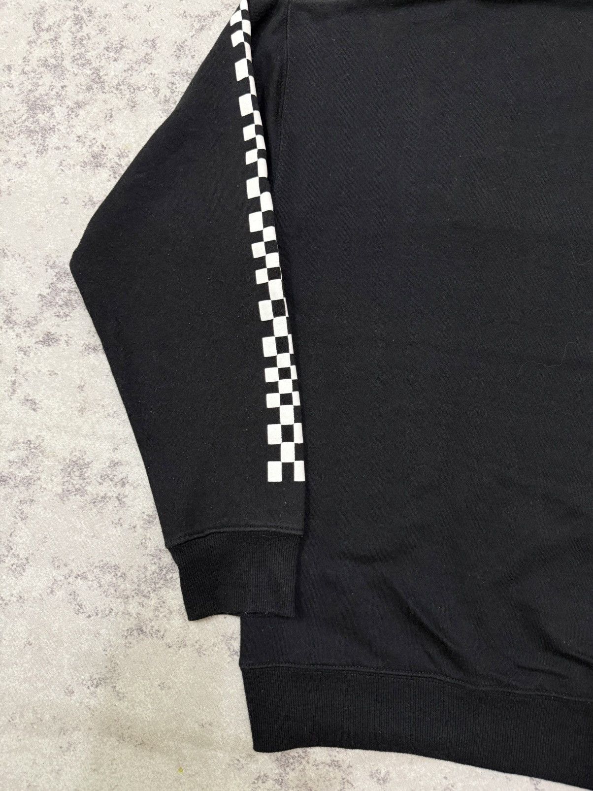 Airwalk Vintage Airwalk Velvet Logo Chekered Sleeve Graphic Sweat Size US M / EU 48-50 / 2 - 12 Thumbnail