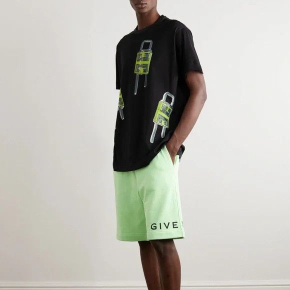 Givenchy Givenchy - 4G Lock Cotton-T-Shirt - Black - NEW W TAGS NWT Size US L / EU 52-54 / 3 - 6 Thumbnail