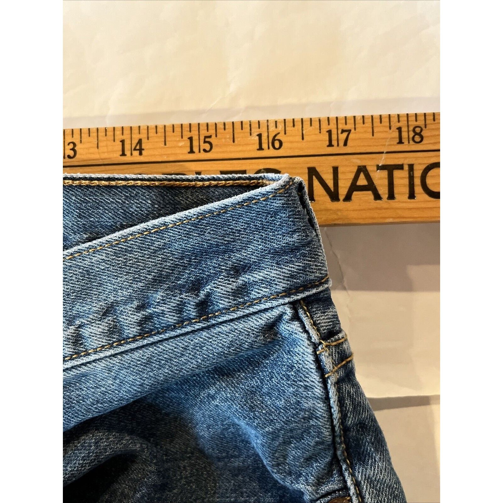 Levi's Levi’s 501 VTG Mens 33x30 Blue Denim Jeans Cotton Button Fly Size US 33 - 4 Thumbnail