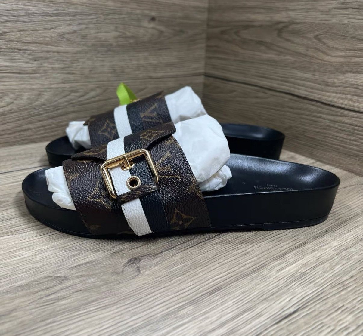 Louis Vuitton Louis Vuitton Bom Dia Brown All-over Print Slides J41 Size US 6.5 / IT 36.5 - 1 Thumbnail