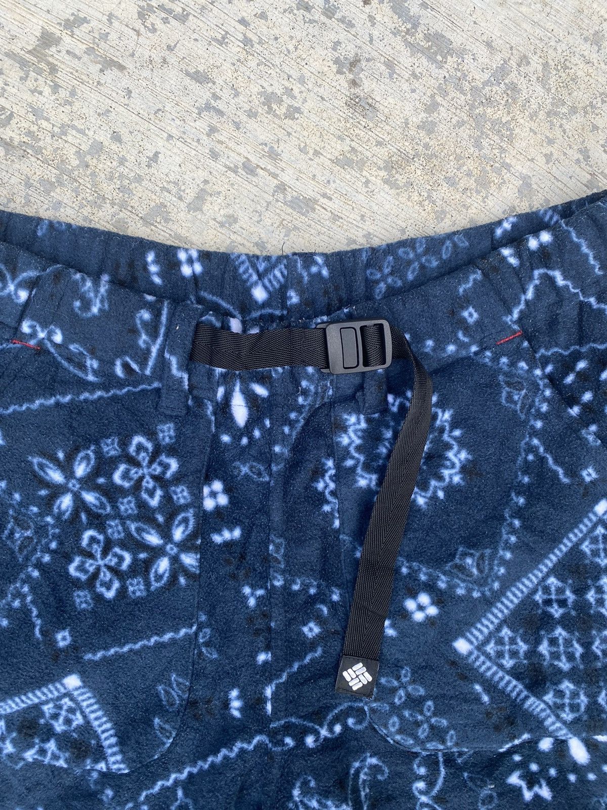 Columbia Columbia fleece shorts Size US 29 - 3 Thumbnail