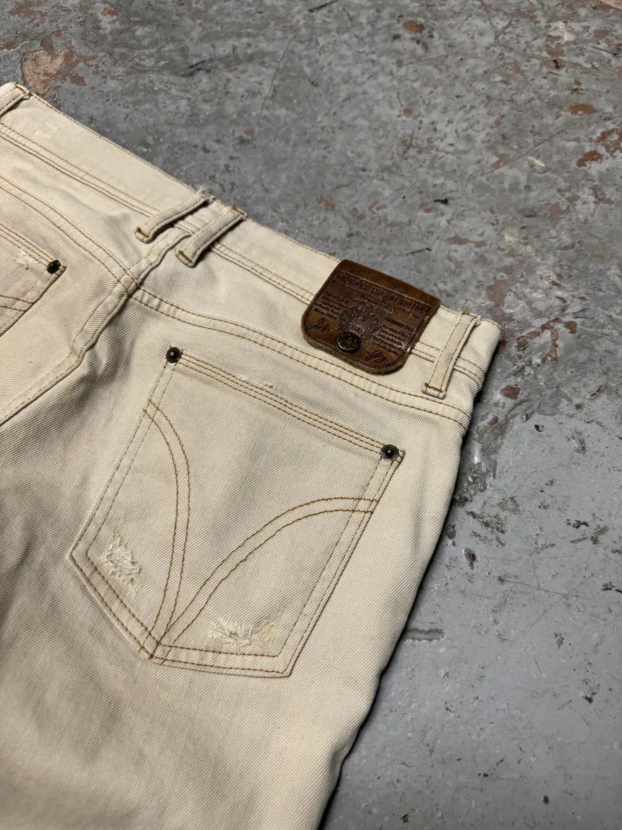 Dolce & Gabbana 2000s Dolce & Gabbana Beige Slim Distressed Pants Size US 31 - 5 Thumbnail