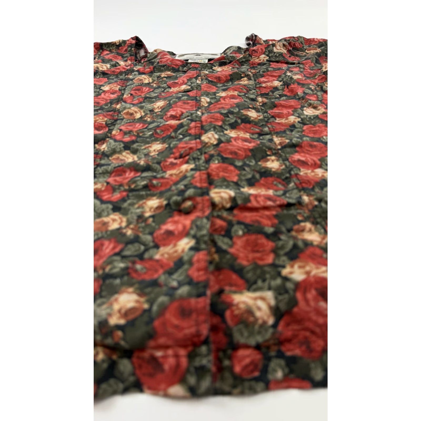 Vintage VINTAGE Tristan & Iseut Shirt Womens Medium Black Red Silk Rose Floral Button Up Top Size M / US 6-8 / IT 42-44 - 3 Thumbnail