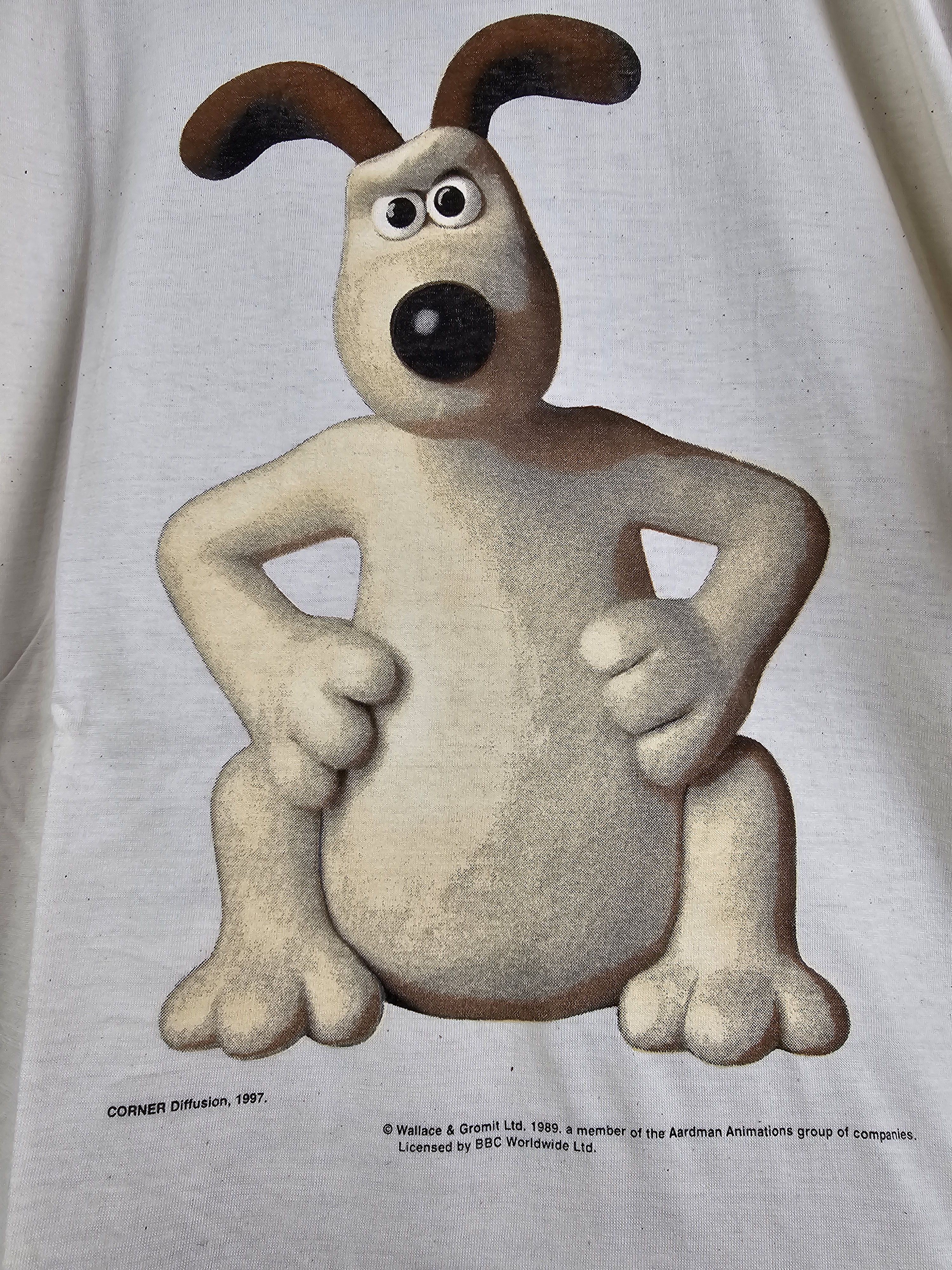 Anime × Vintage 1997 Wallace & Gromit M 22" 27.5" Size US M / EU 48-50 / 2 - 3 Thumbnail