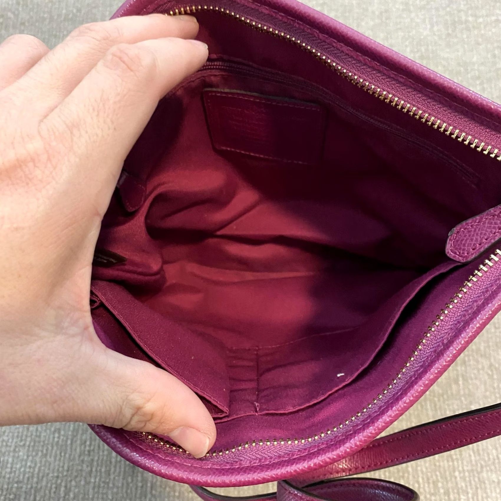 Coach VINTAGE? No. Size ONE SIZE - 6 Thumbnail
