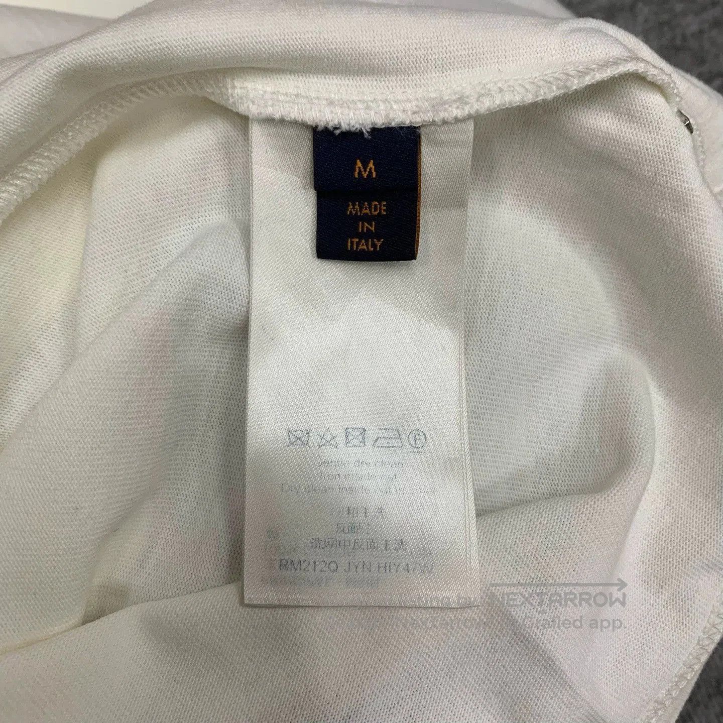 Louis Vuitton LV White Short Sleeve T. Size US M / EU 48-50 / 2 - 7 Thumbnail