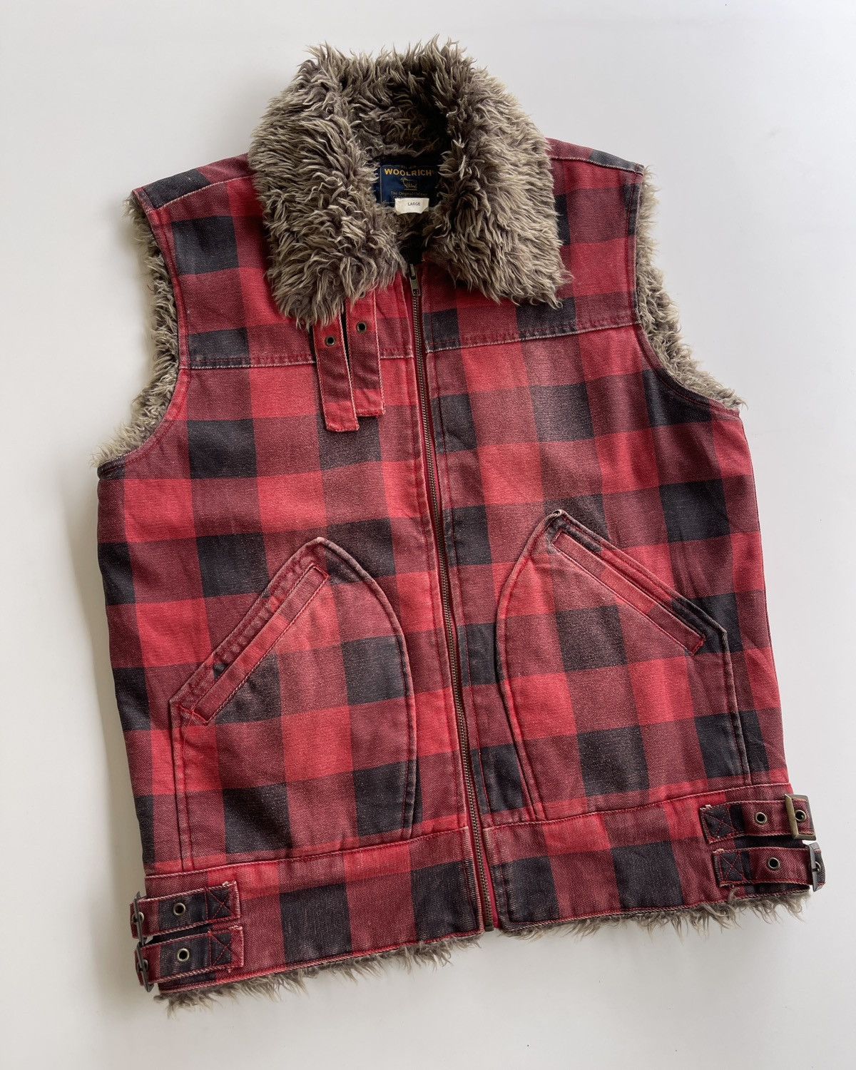 Vintage Vintage Woolrich Faux Fur Vest Jacket Size US L / EU 52-54 / 3 - 5 Thumbnail
