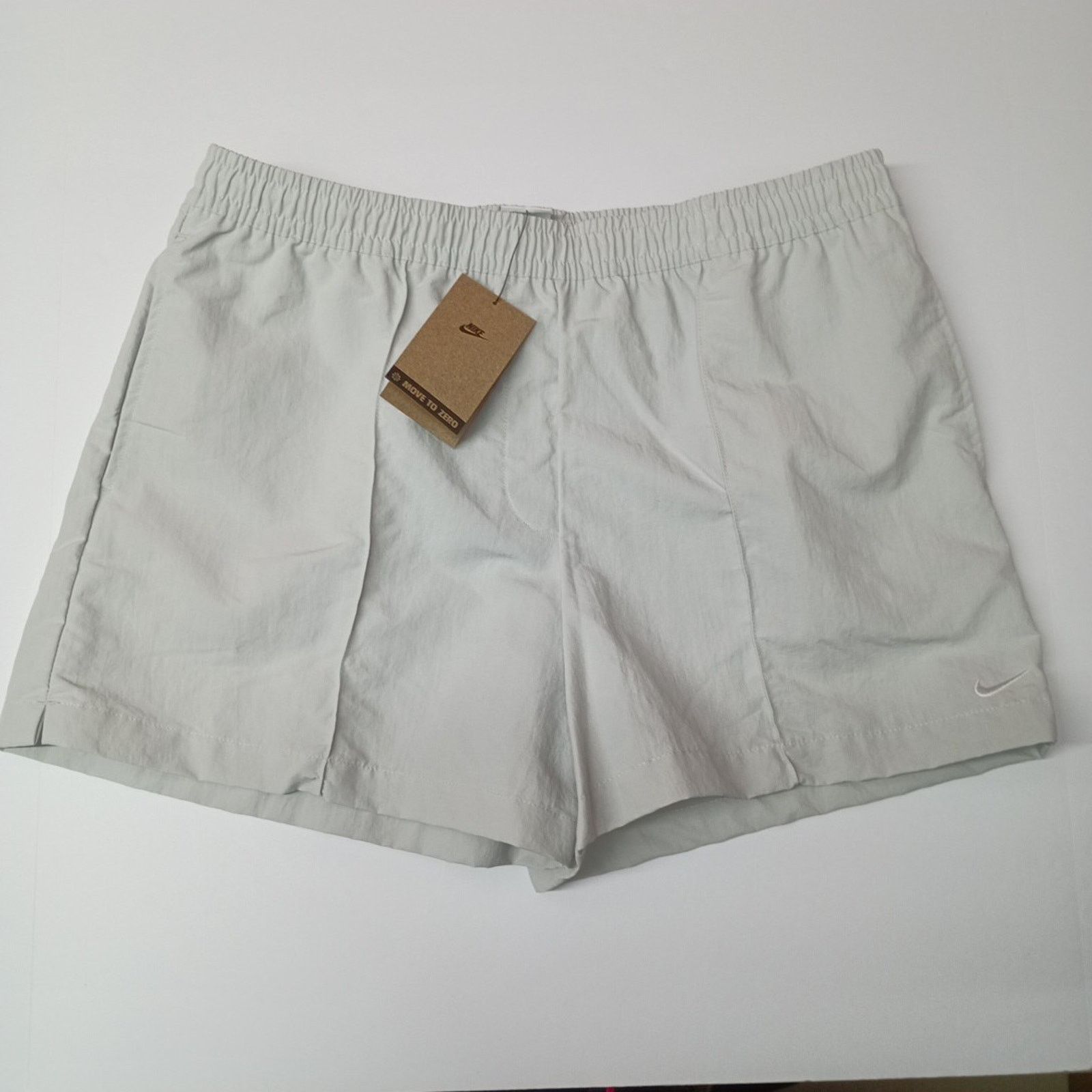 Nike Nike Sportswear Shorts Women's Size L Light Silver Woven Size 34" / US 12 / IT 48 - 1 Thumbnail
