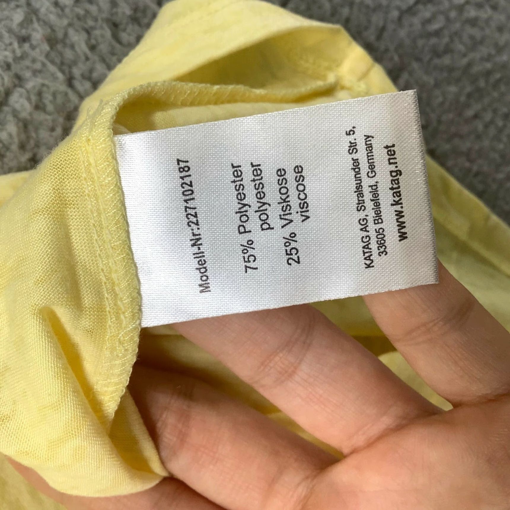 Vintage Clarina T-Shirt Women Yellow Beaded L V-Neck Short Sleeve - Spring Summer Womens L 90s? Size L / US 10 / IT 46 - 7 Thumbnail