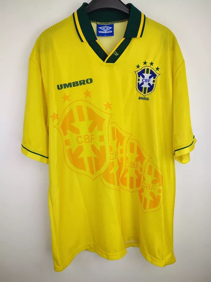 Umbro Vintage Umbro Brazil 1994 World Cup Home FOOTBALL Kit SHIRT Size US XL / EU 56 / 4 - 11 Thumbnail