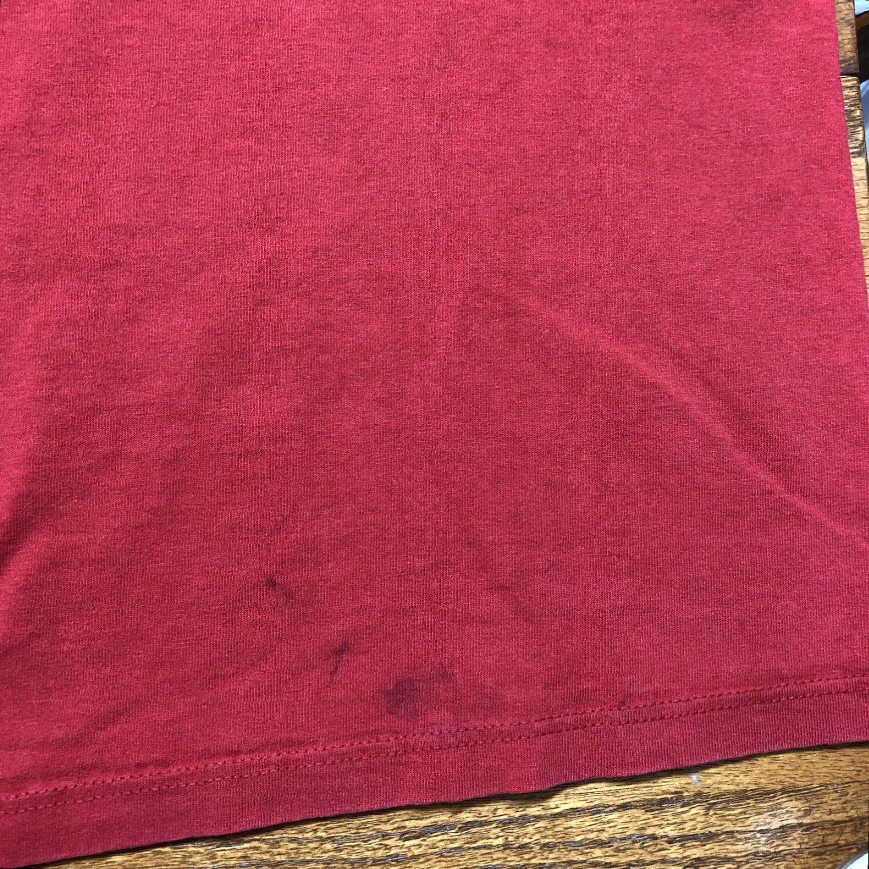 Nike VINTAGE Nike Athletics Center Swoosh Graphic T-Shirt Red Mens 2XL Distress Size US XXL / EU 58 / 5 - 4 Thumbnail