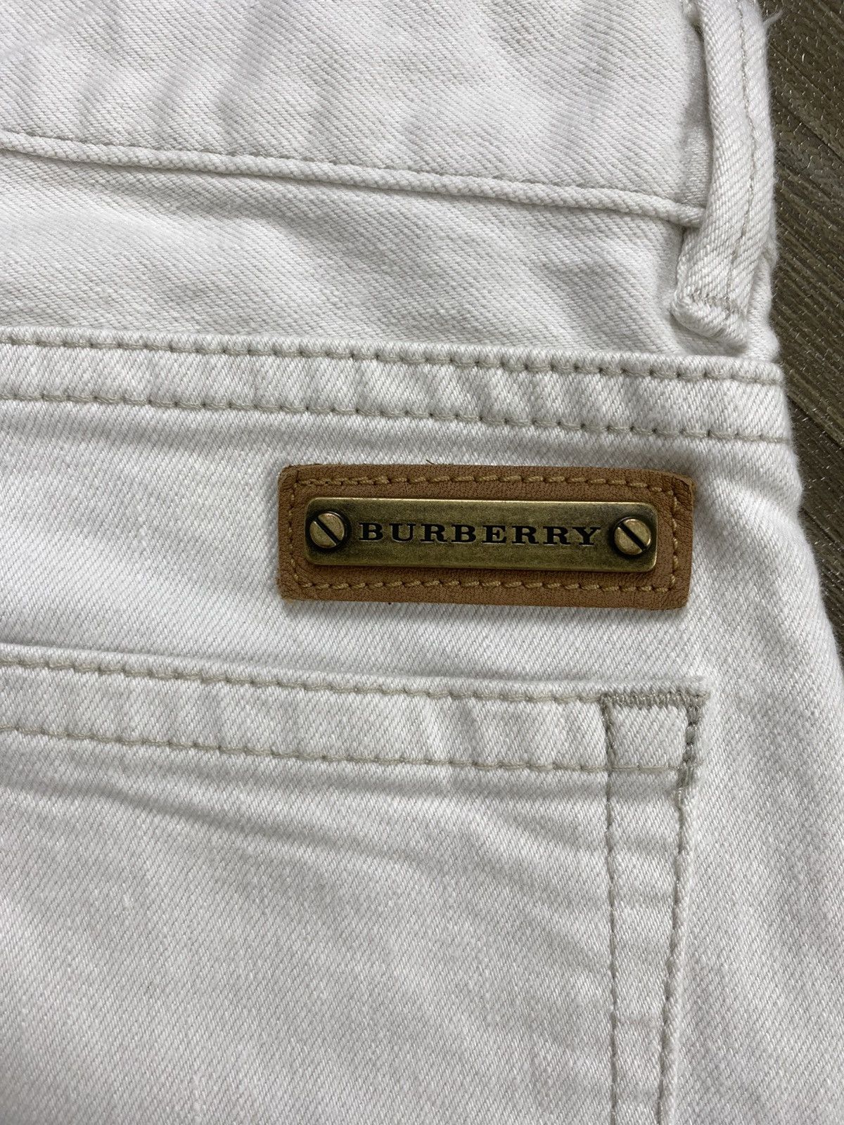 Burberry Vintage Burberry London White Straight Jeans Luxury Size US 30 / EU 46 - 13 Thumbnail
