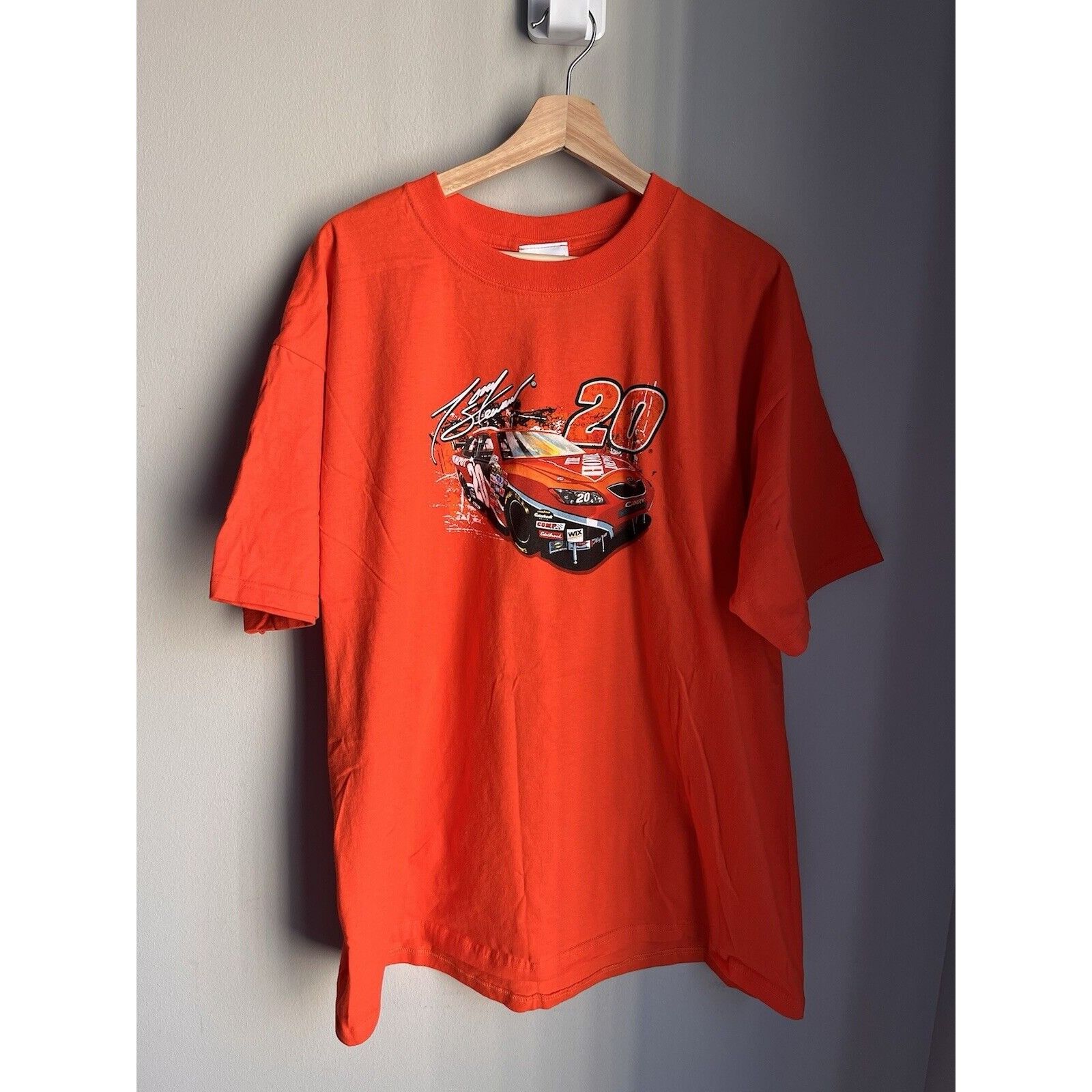 NASCAR VINTAGE NASCAR TONY STEWART #20 HOME DEPOT RACING TEE 2XL Size US XXL / EU 58 / 5 - 1 Thumbnail