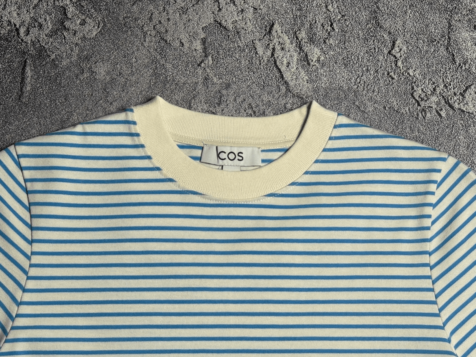 Cos COS women's t-shirt S Size S / US 4 / IT 40 - 2 Thumbnail