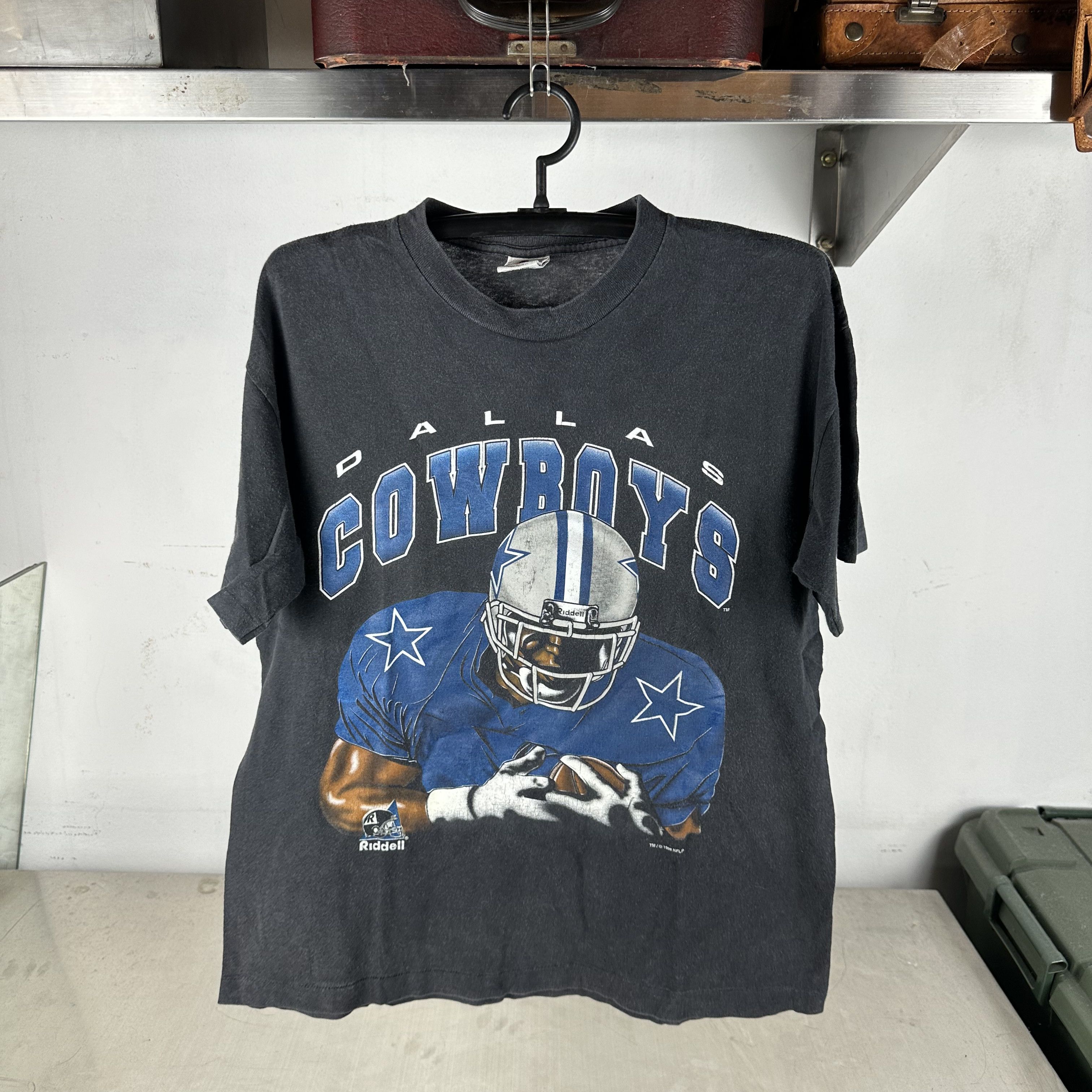 Vintage Vintage 1996 Dallas Cowboys Football NFL Riddell T-shirt Size US L / EU 52-54 / 3 - 1 Thumbnail