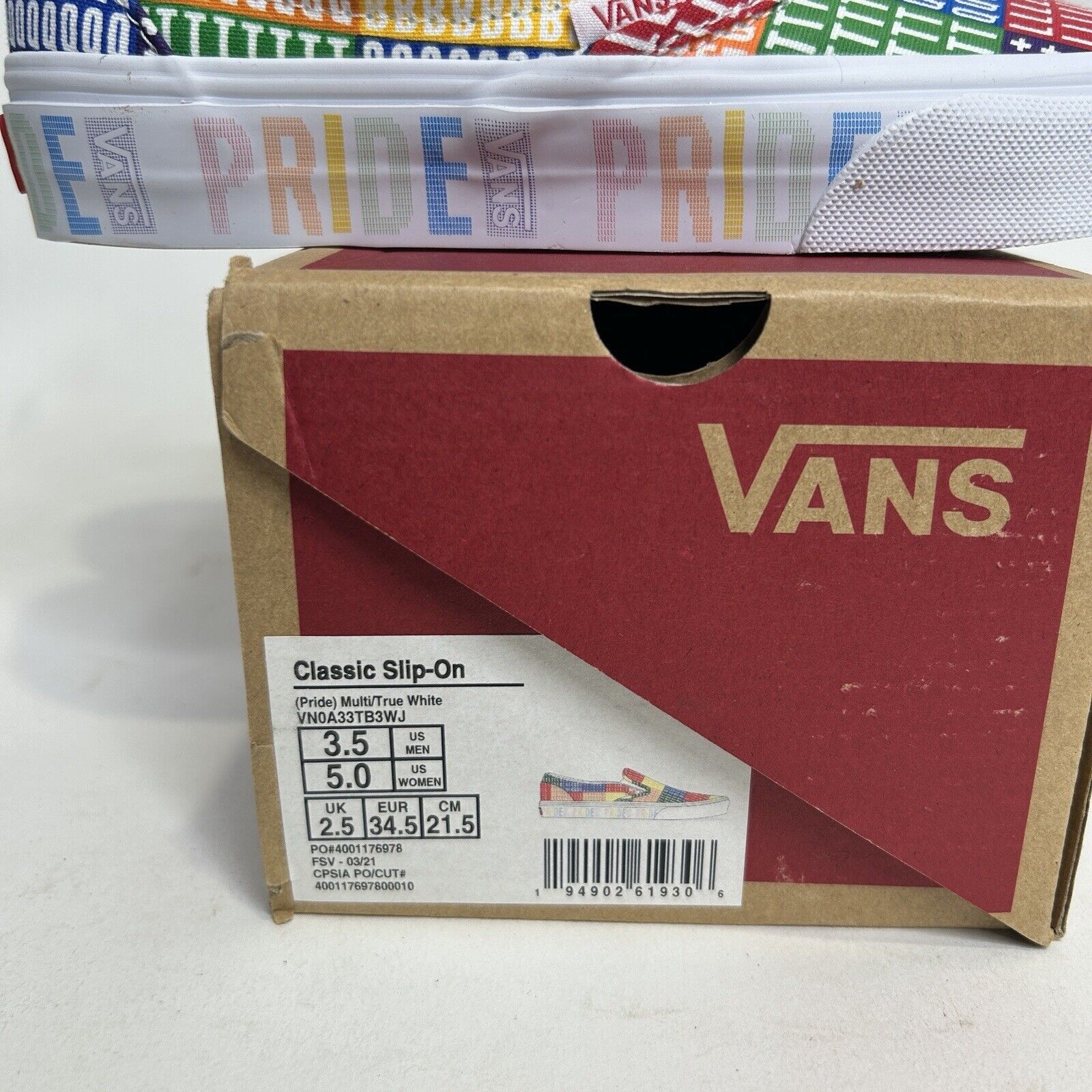 Vans Vans Classic Slip-On “Pride/Multi True White” 2024 Size US 5 / IT 35 - 4 Thumbnail