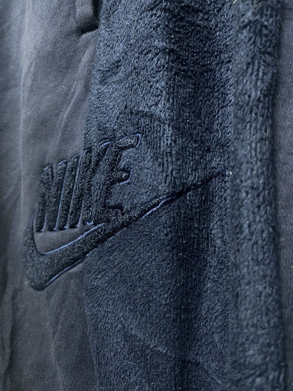 Nike Nike Jogger Pants Sportswear Embossed Logo Training Size US 30 / EU 46 - 15 Thumbnail