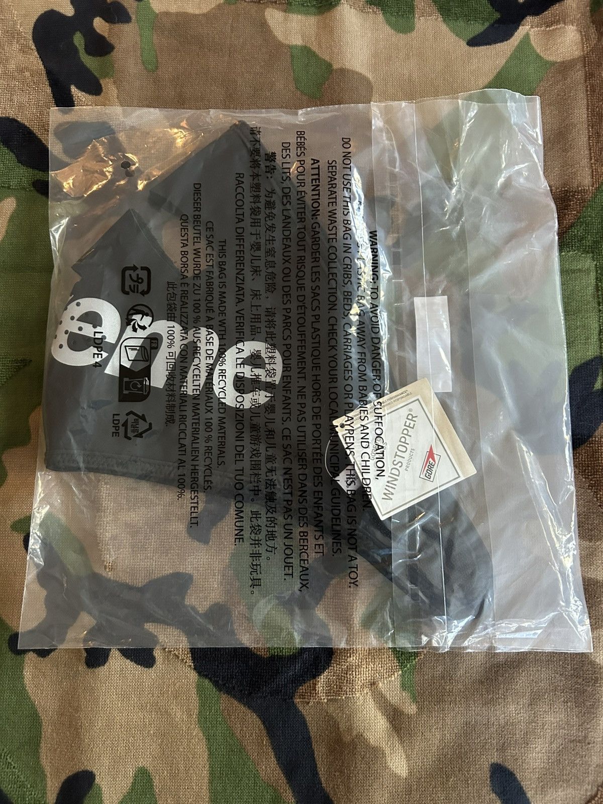 Supreme Supreme WINDSTOPPER Facemask Black FW25 Size ONE SIZE - 6 Thumbnail