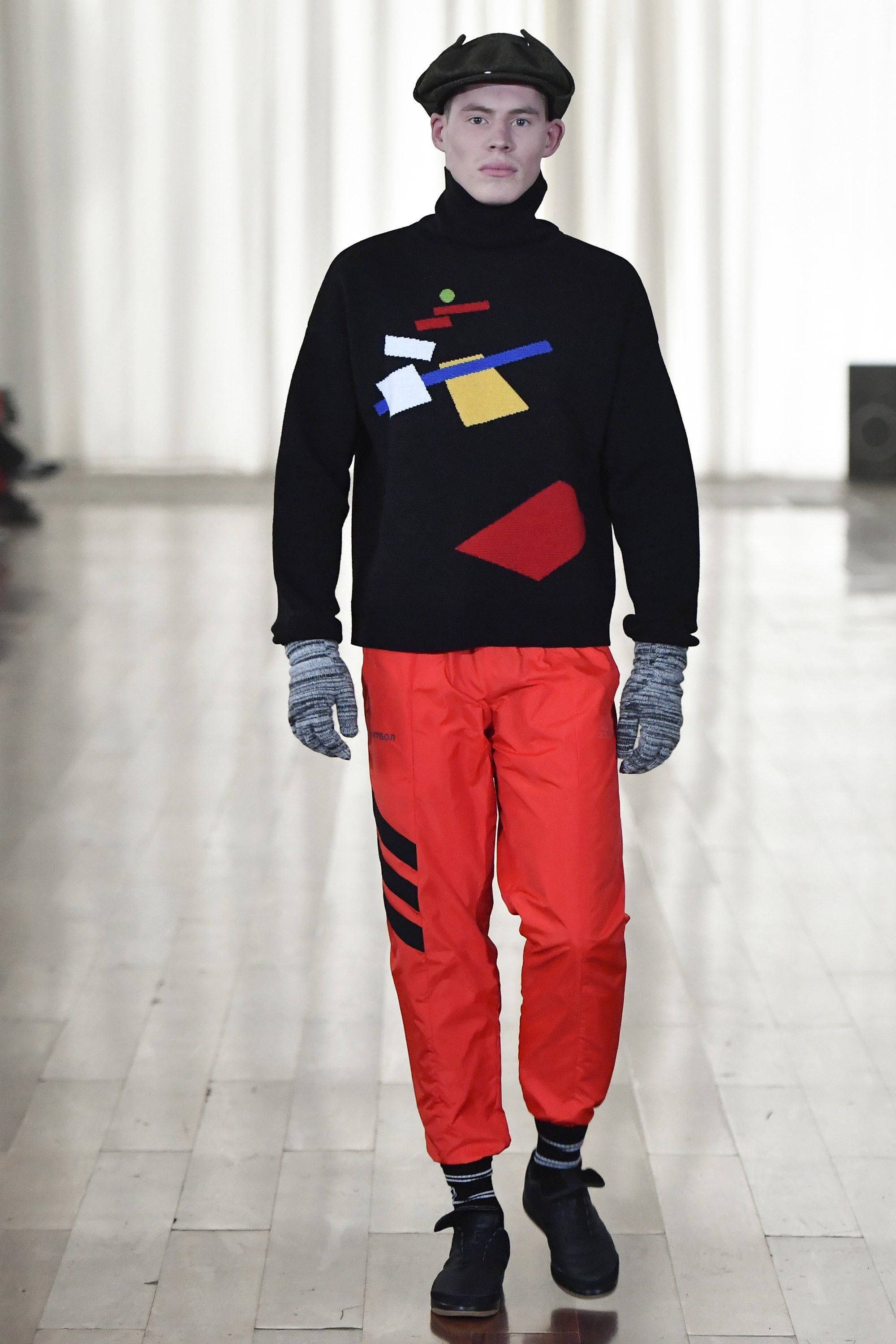 Gosha Rubchinskiy A/W 2017 - Kazimir Malevich geometry turtleneck sweater Size US XL / EU 56 / 4 - 9 Thumbnail