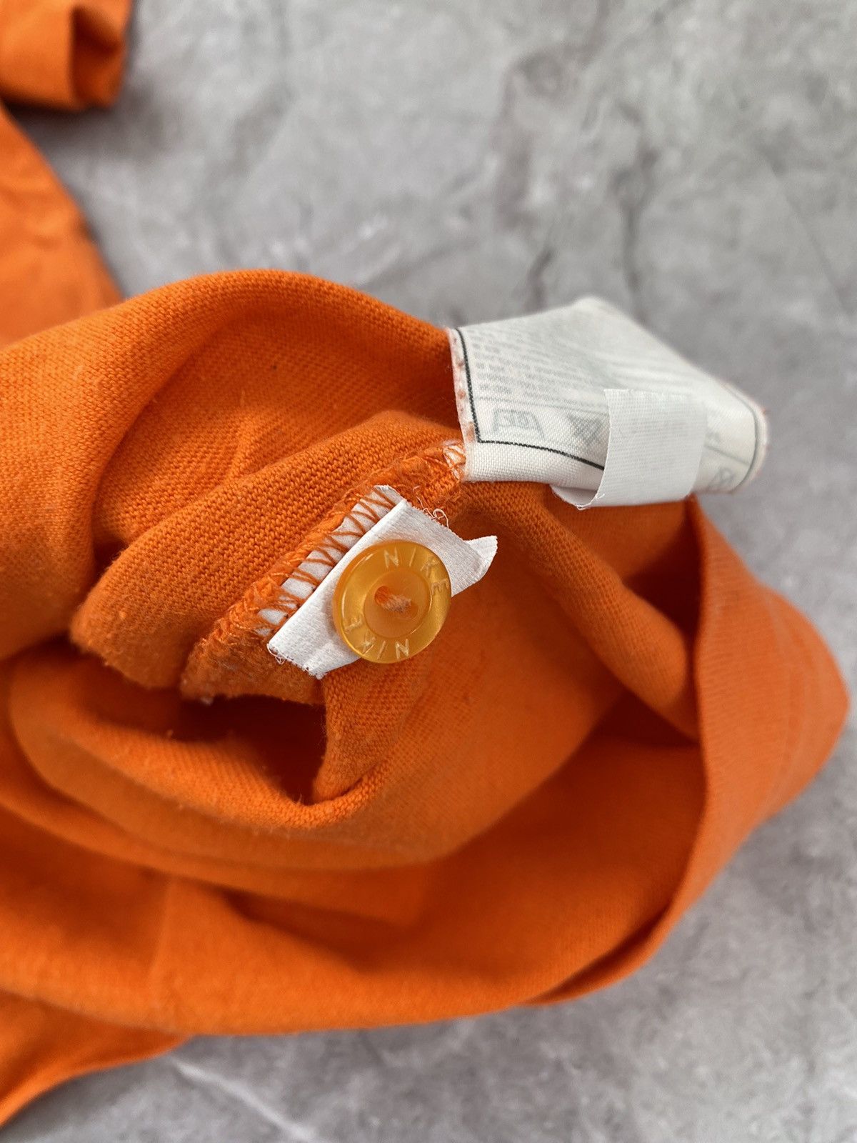 Nike Vintage Y2K Nike Big Logo “ESCAPE THE CITY” Orange Polo Size US L / EU 52-54 / 3 - 16 Thumbnail