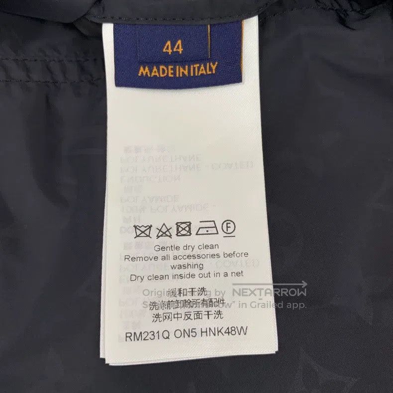 Louis Vuitton Louis Vuitton 23 black logo dark full print hooded zippere Size US S / EU 44-46 / 1 - 6 Thumbnail