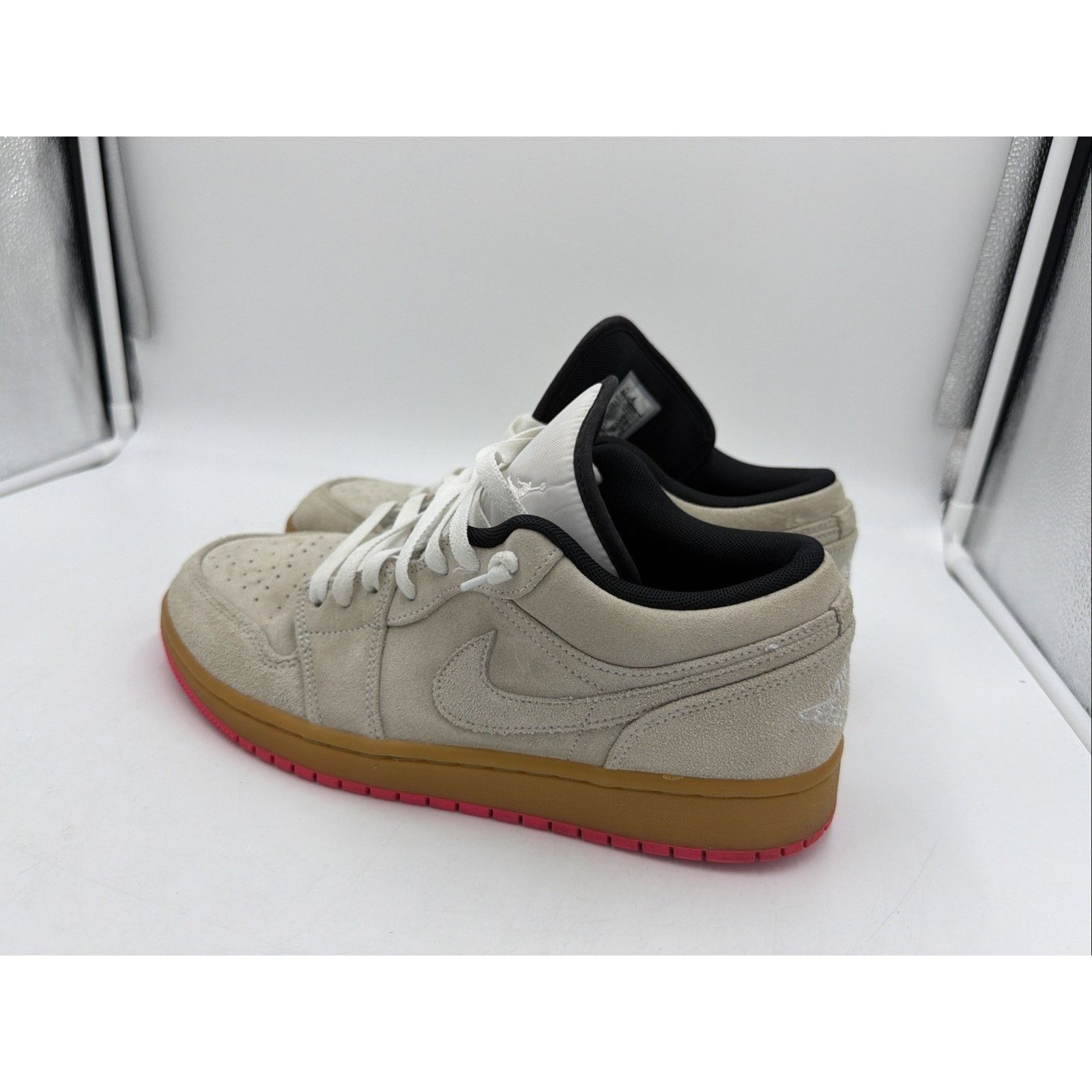 Jordan Brand Size 9.5 - Air Jordan 1 Low White Gym Yellow Size US 9.5 / EU 42-43 - 2 Thumbnail