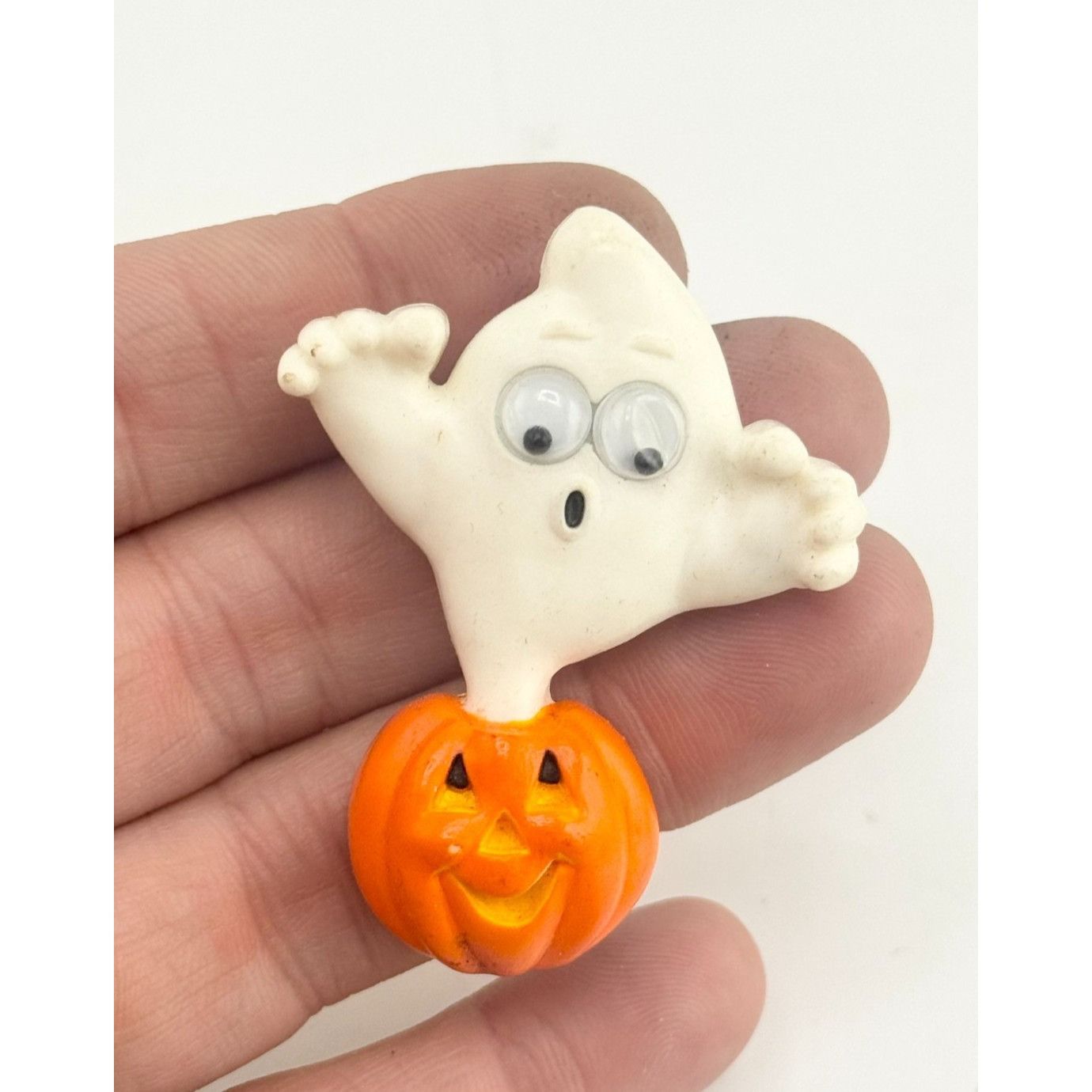 Vintage Vintage Hallmark Google Eye Ghost Pumpkin Halloween Brooch P Size ONE SIZE - 1 Thumbnail